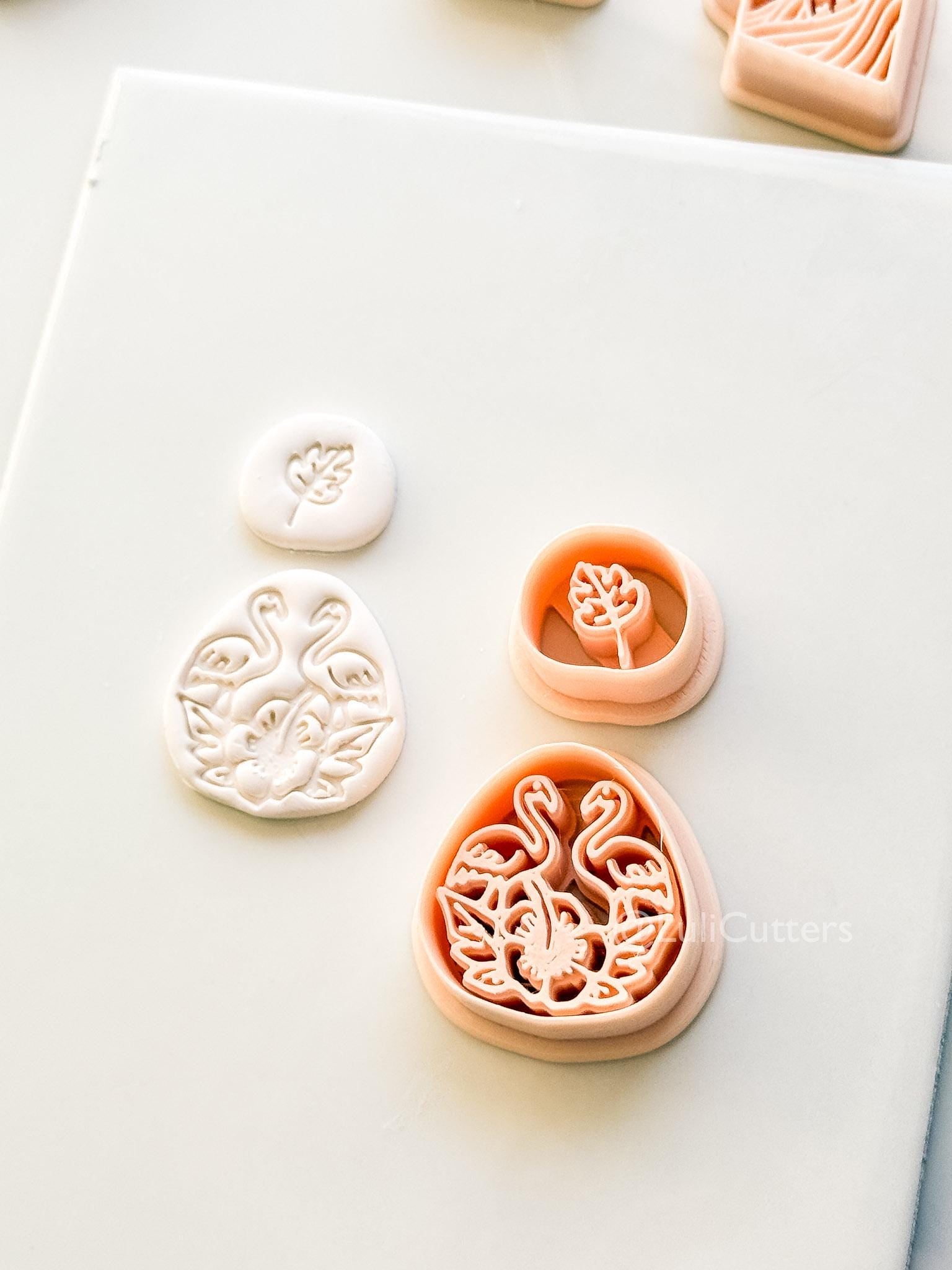 Flamingo Floral Teardrop Cutter: Tropical Bird and Hibiscus Shape for Polymer Clay