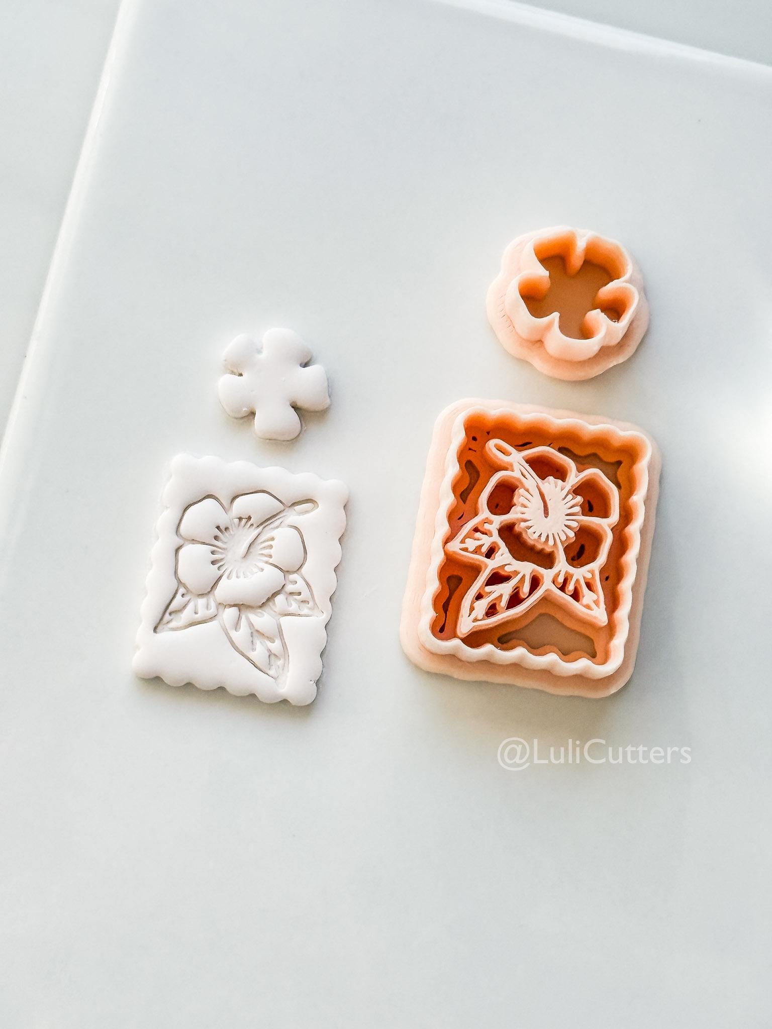 Hibiscus Scalloped Cutter: Detailed Flower & Geometric Shapes for Polymer Clay