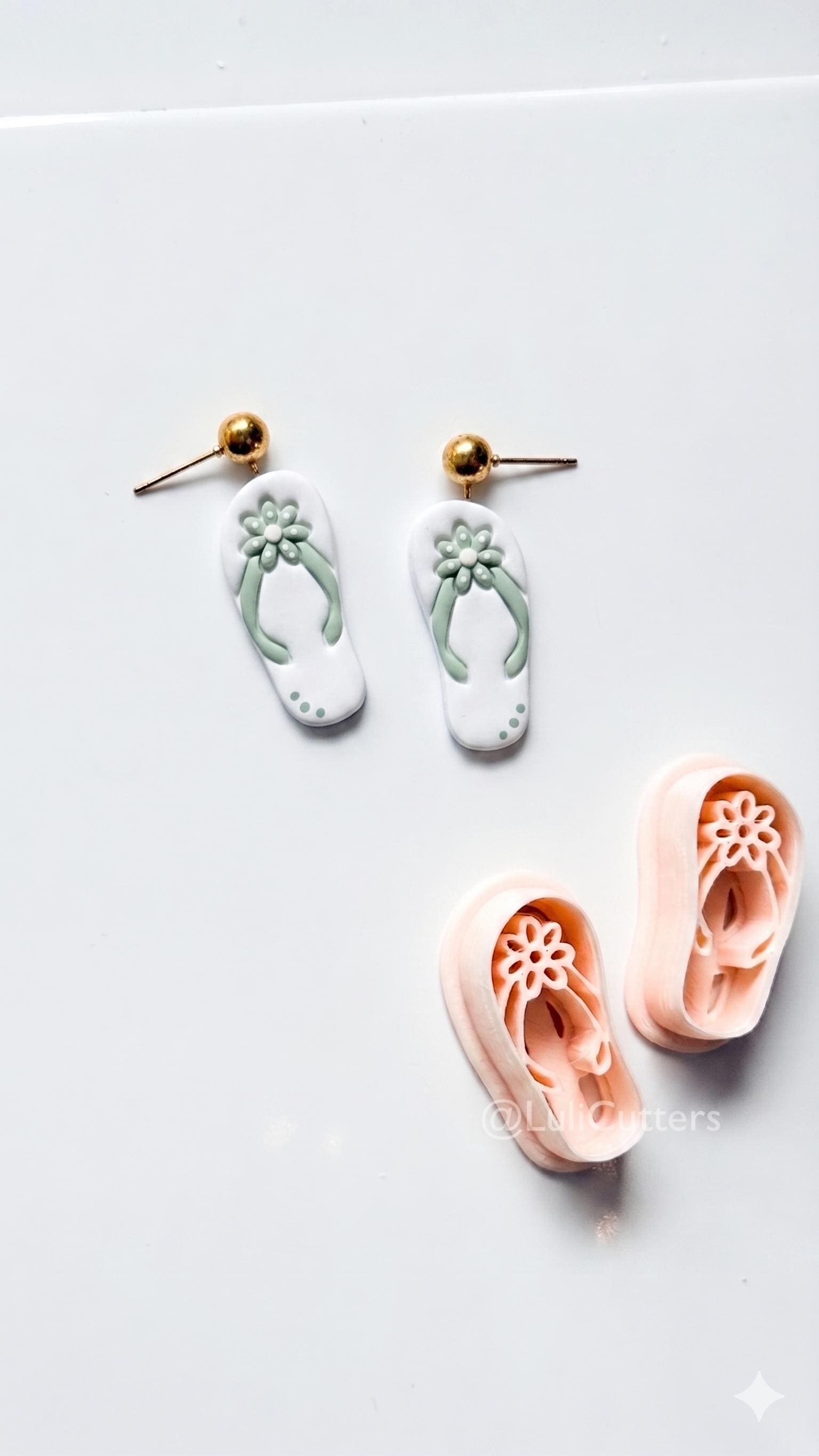 Floral Flipflop Cutter: Tropical Sandal Shape for Polymer Clay