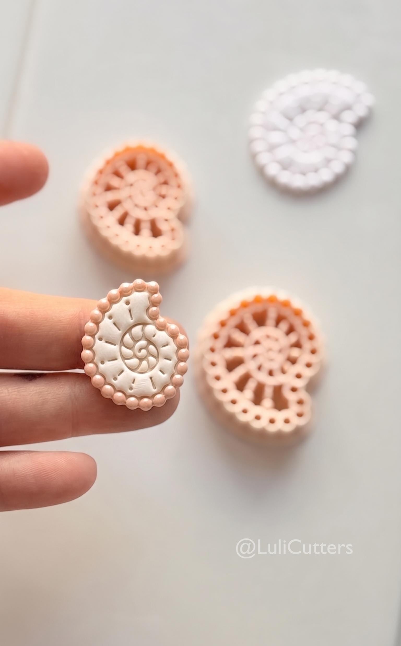 Bead Spiral Shell Cutter: Framed Nautilus Design for Polymer Clay
