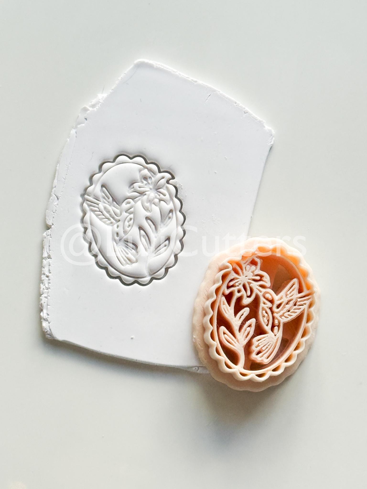 Tropical Hummingbird Cutter: Floral Bird Cameo Design for Polymer Clay