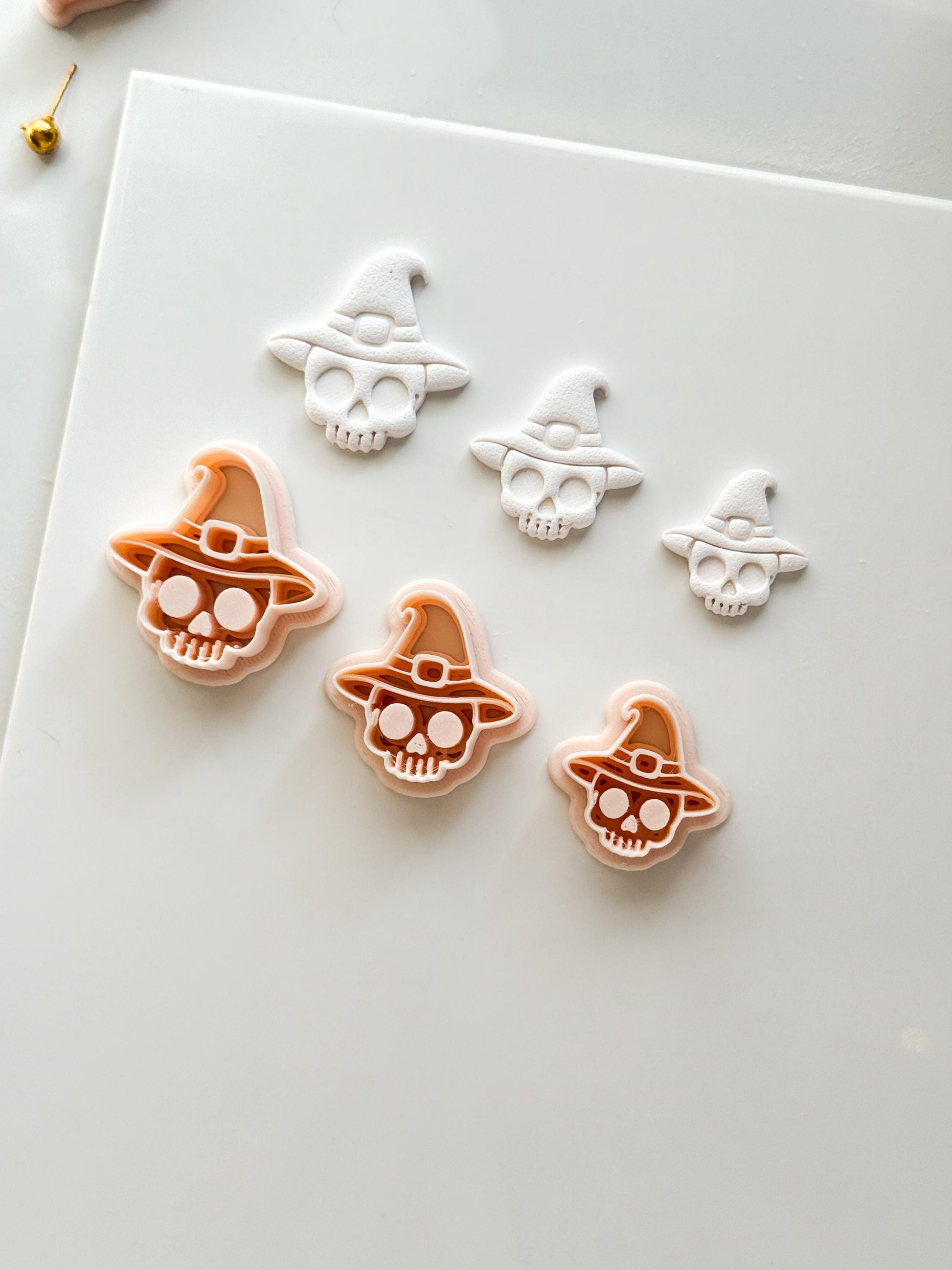 Magic Hat Skull Cutter: Witch Head Shape for Polymer Clay