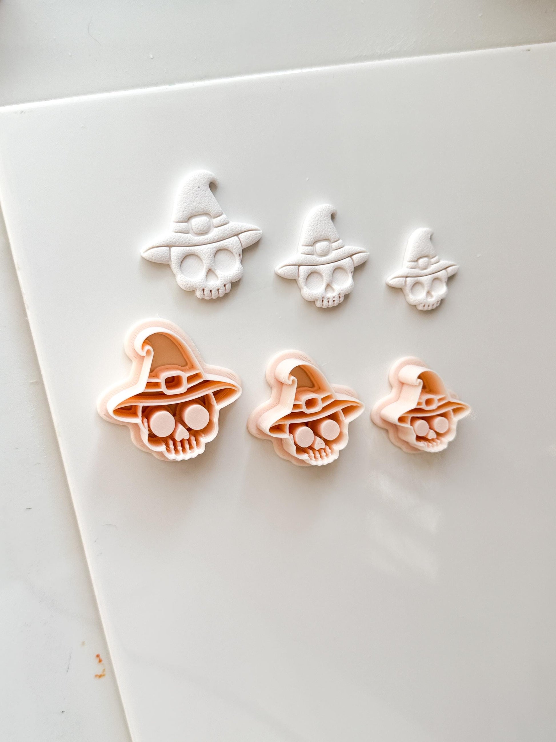 Magic Hat Skull Cutter: Witch Head Shape for Polymer Clay