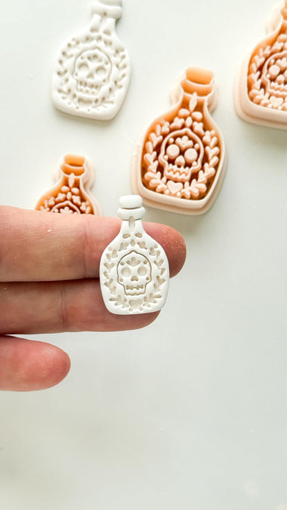 Folk Skull Potion Cutter: Floral Skull Bottle Dangle Shape for Polymer Clay
