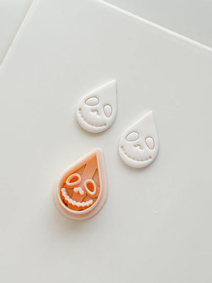 Teardrop Jack Cutter: Grinning Lantern Drop Shape for Polymer Clay