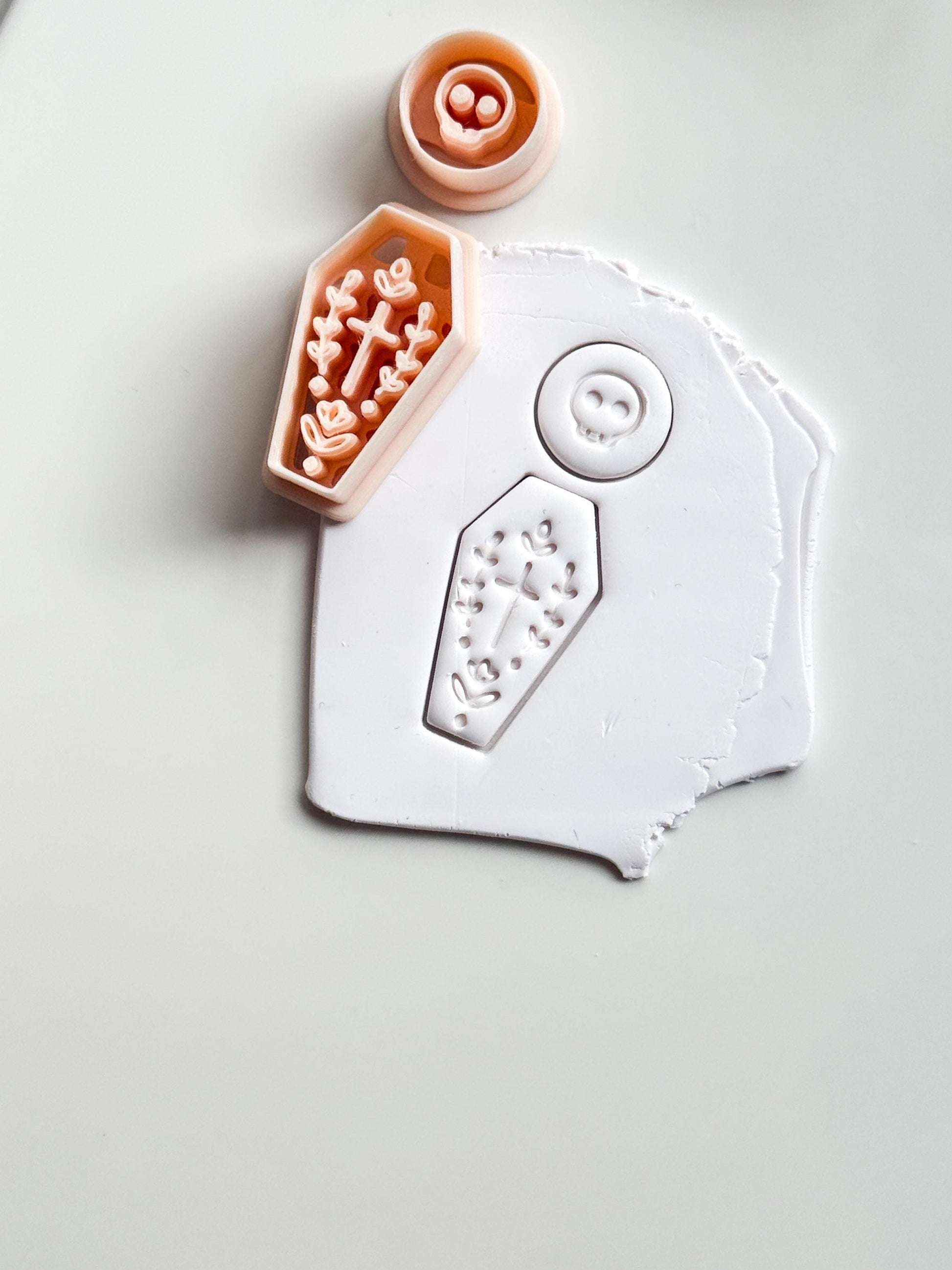Skull Bloom Coffin Cutter: Floral Cross Coffin Dangle for Polymer Clay