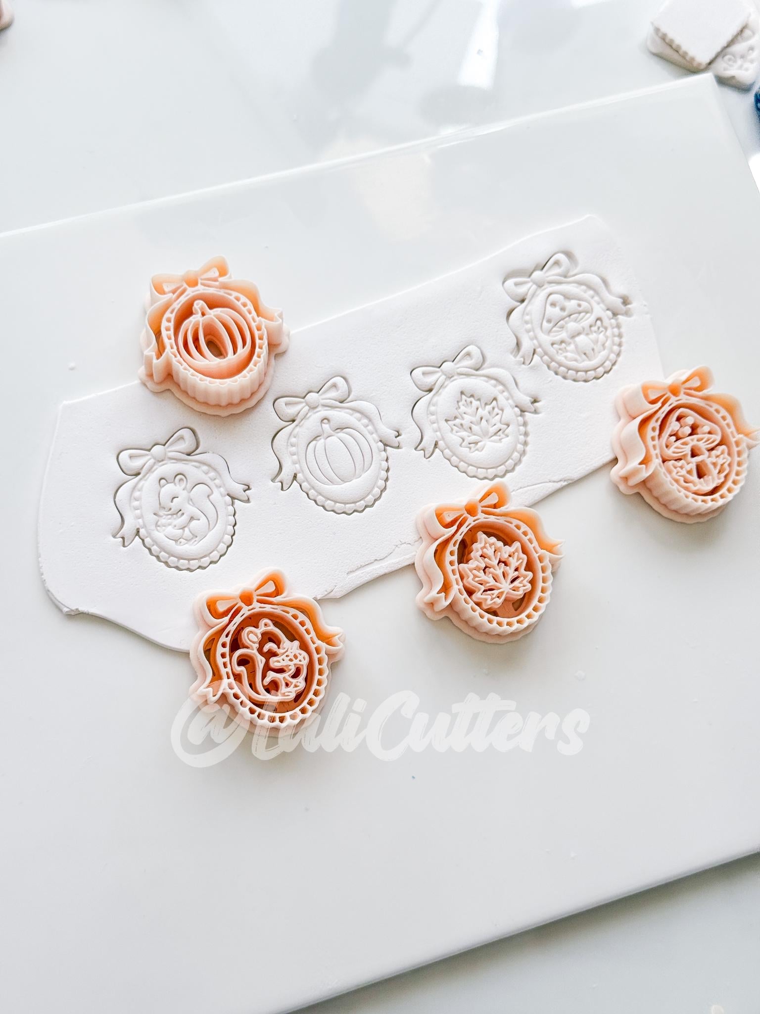 Autumn Bow Charms Cutter: Fall Cameo Earring Shapes for Polymer Clay
