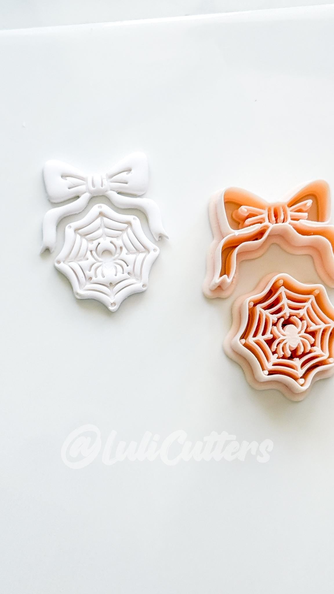 Spooky Bow Web Cutter: Spider Silk Dangle Shape for Polymer Clay