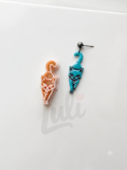 Spooky Kitty Cutter: Crescent Cat Halloween Dangle for Polymer Clay