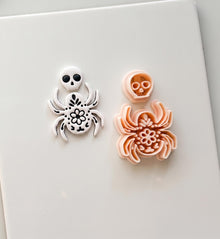 Bloom Spider Cutter: Floral Spider Halloween Design for Polymer Clay