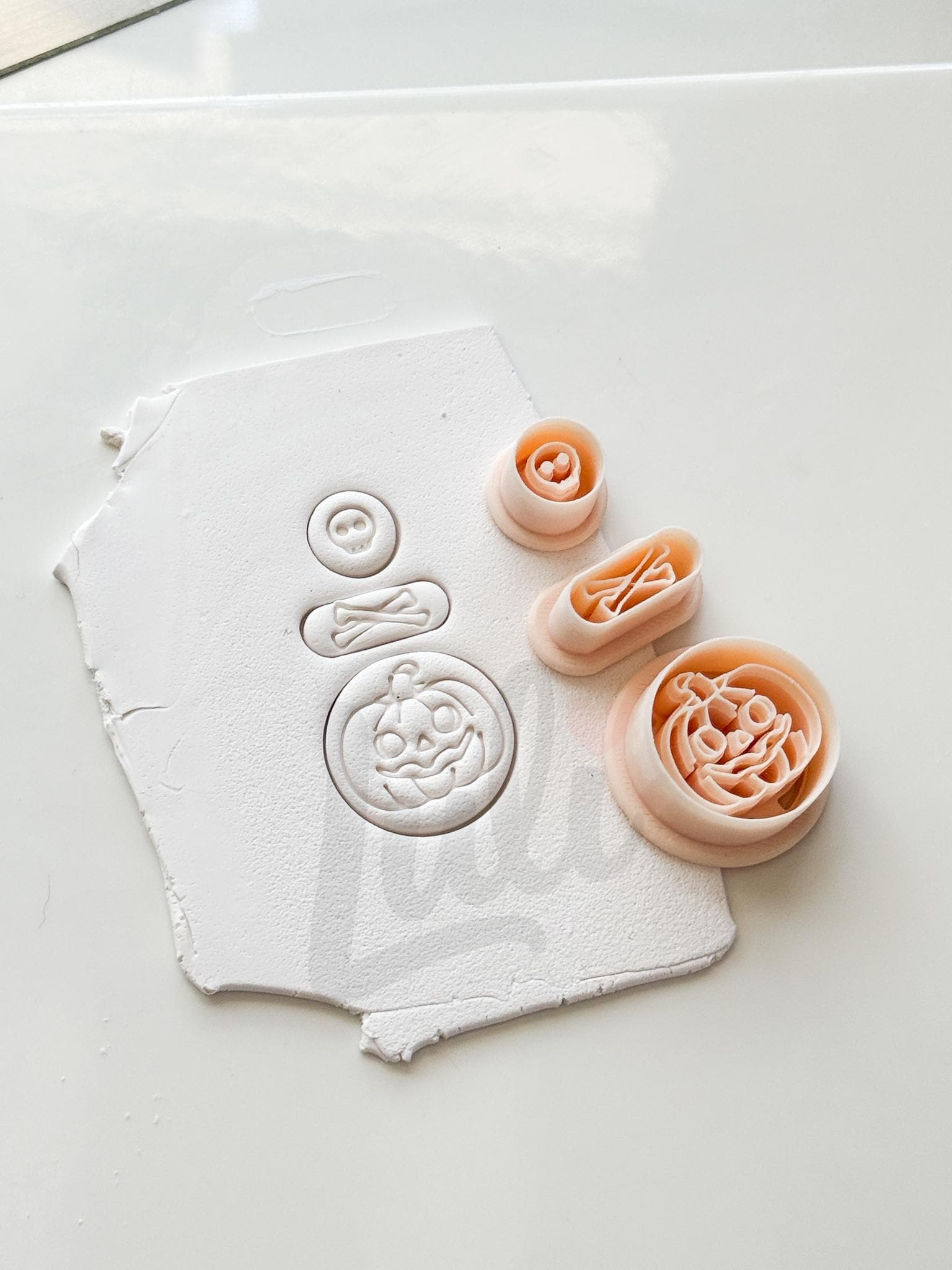 Pumpkin Skull Dangle Cutter: Jack O Lantern Bone Drop for Polymer Clay