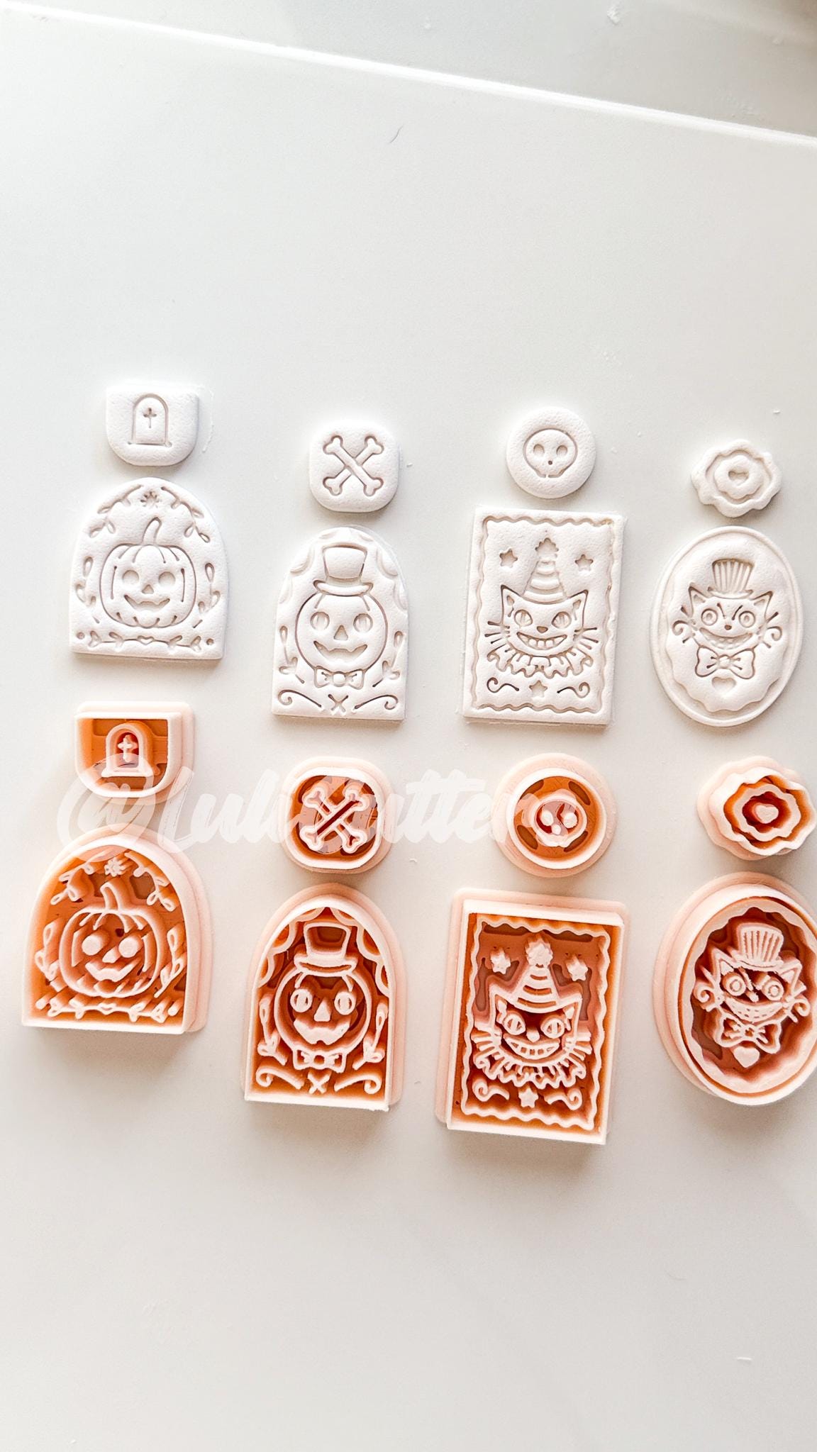 Spooky Carnival Set Cutter: Vintage Halloween Character Dangle Shapes for Polymer Clay