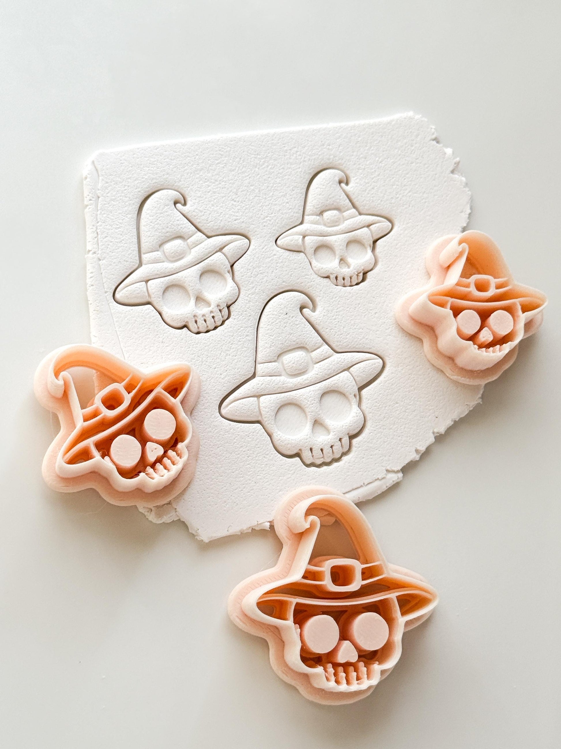Magic Hat Skull Cutter: Witch Head Shape for Polymer Clay