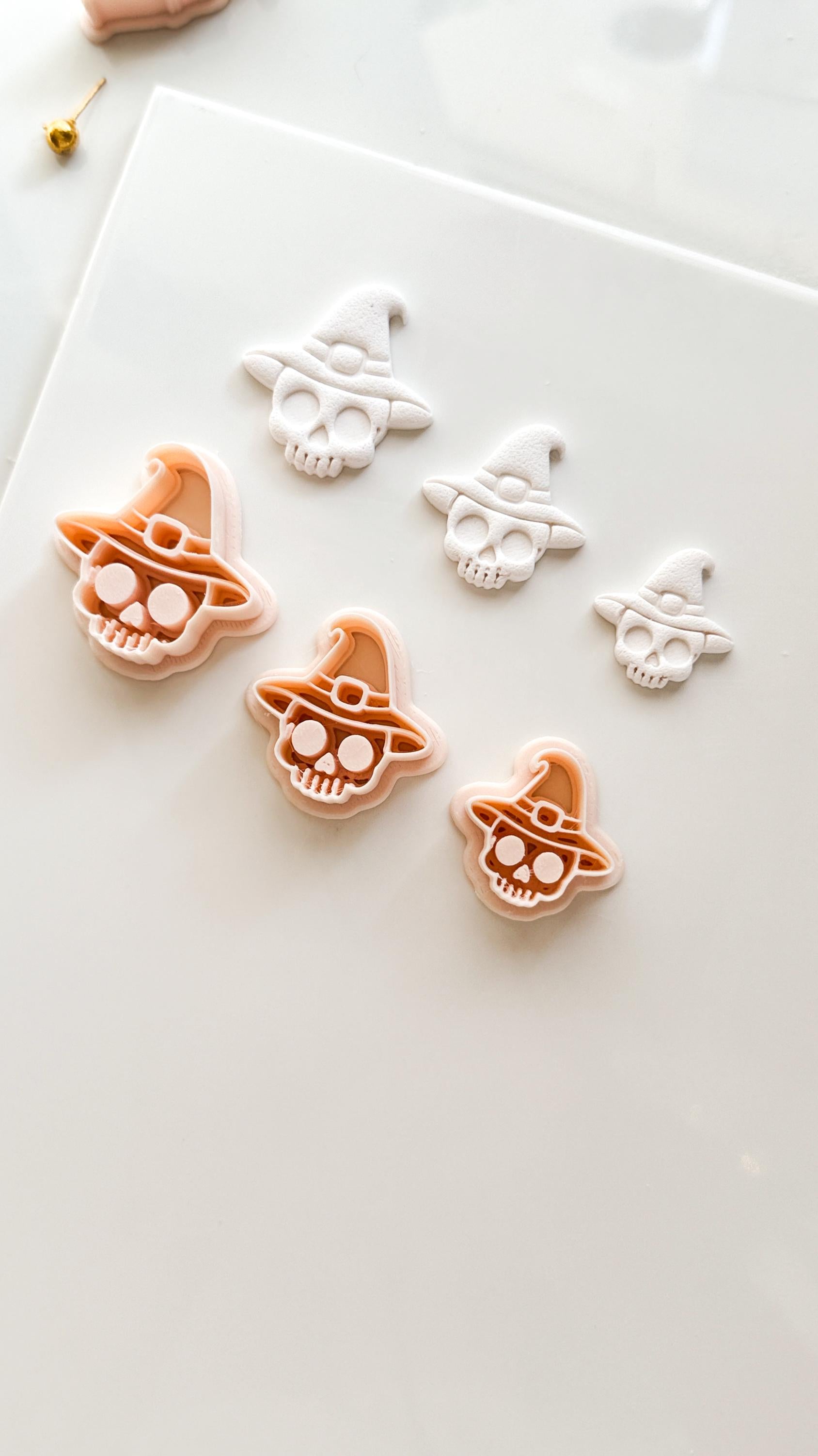 Magic Hat Skull Cutter: Witch Head Shape for Polymer Clay