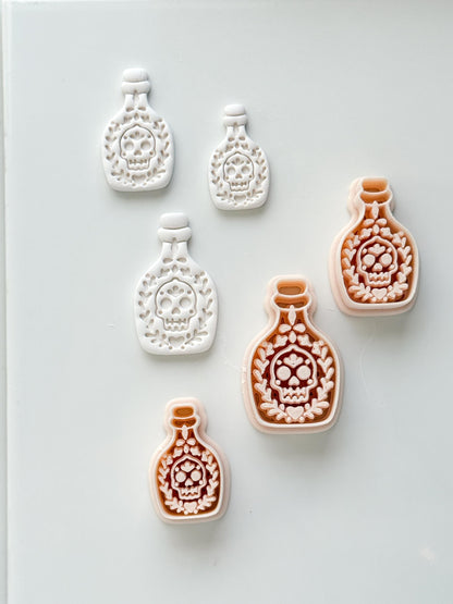 Folk Skull Potion Cutter: Floral Skull Bottle Dangle Shape for Polymer Clay