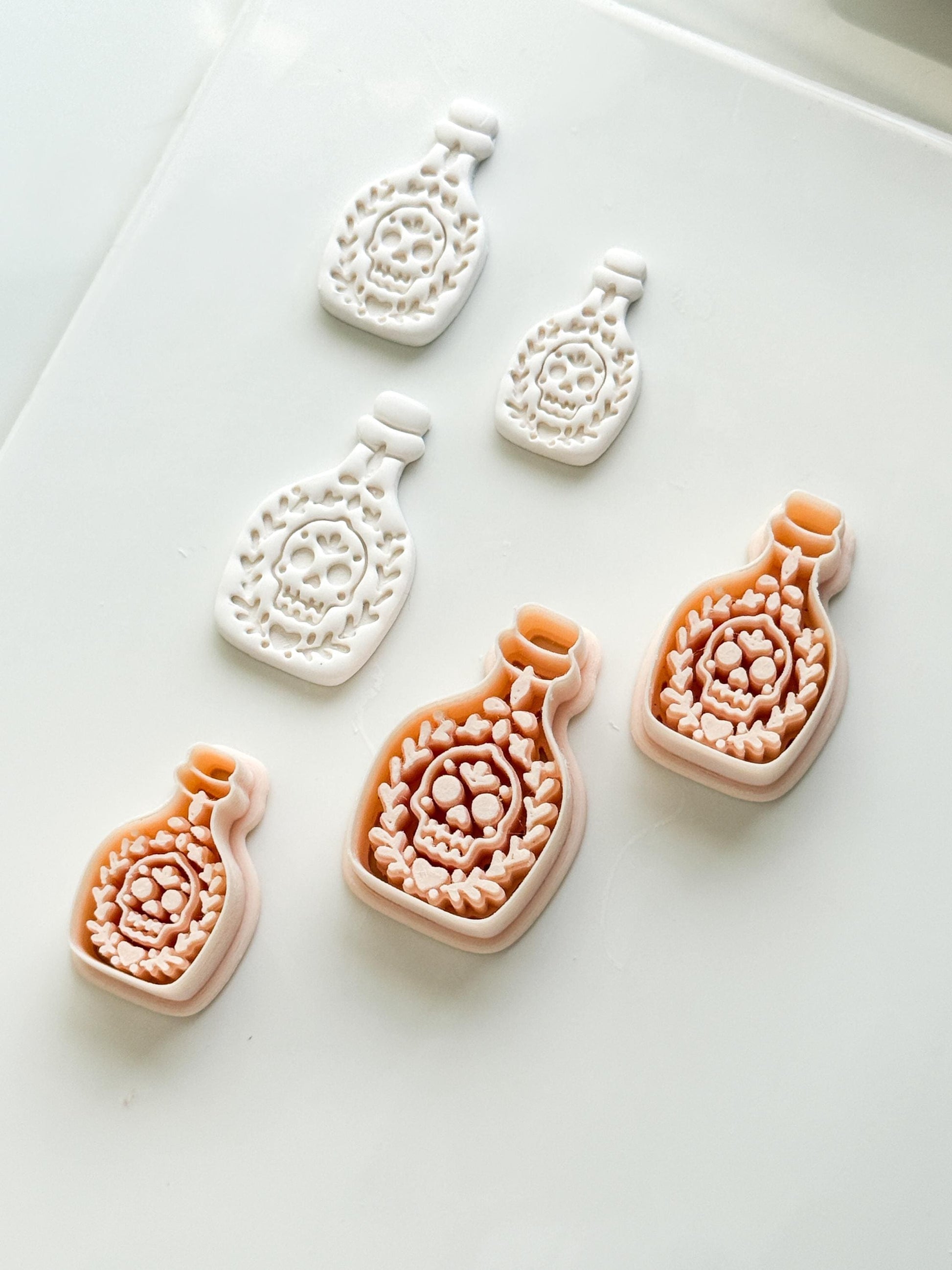 Folk Skull Potion Cutter: Floral Skull Bottle Dangle Shape for Polymer Clay