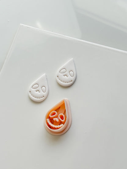 Teardrop Jack Cutter: Grinning Lantern Drop Shape for Polymer Clay