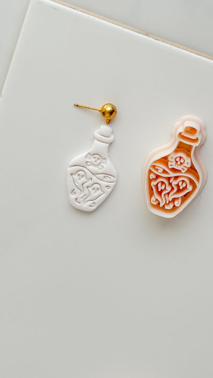 Ghost Potion Cutter: Haunted Elixir Bottle for Polymer Clay