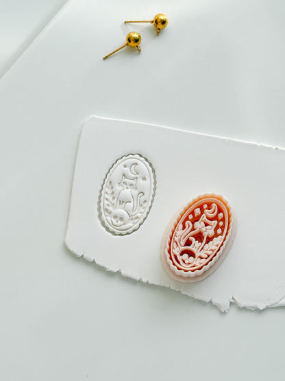 Moon Cat Charm Cutter: Crescent Feline Cameo Design for Polymer Clay