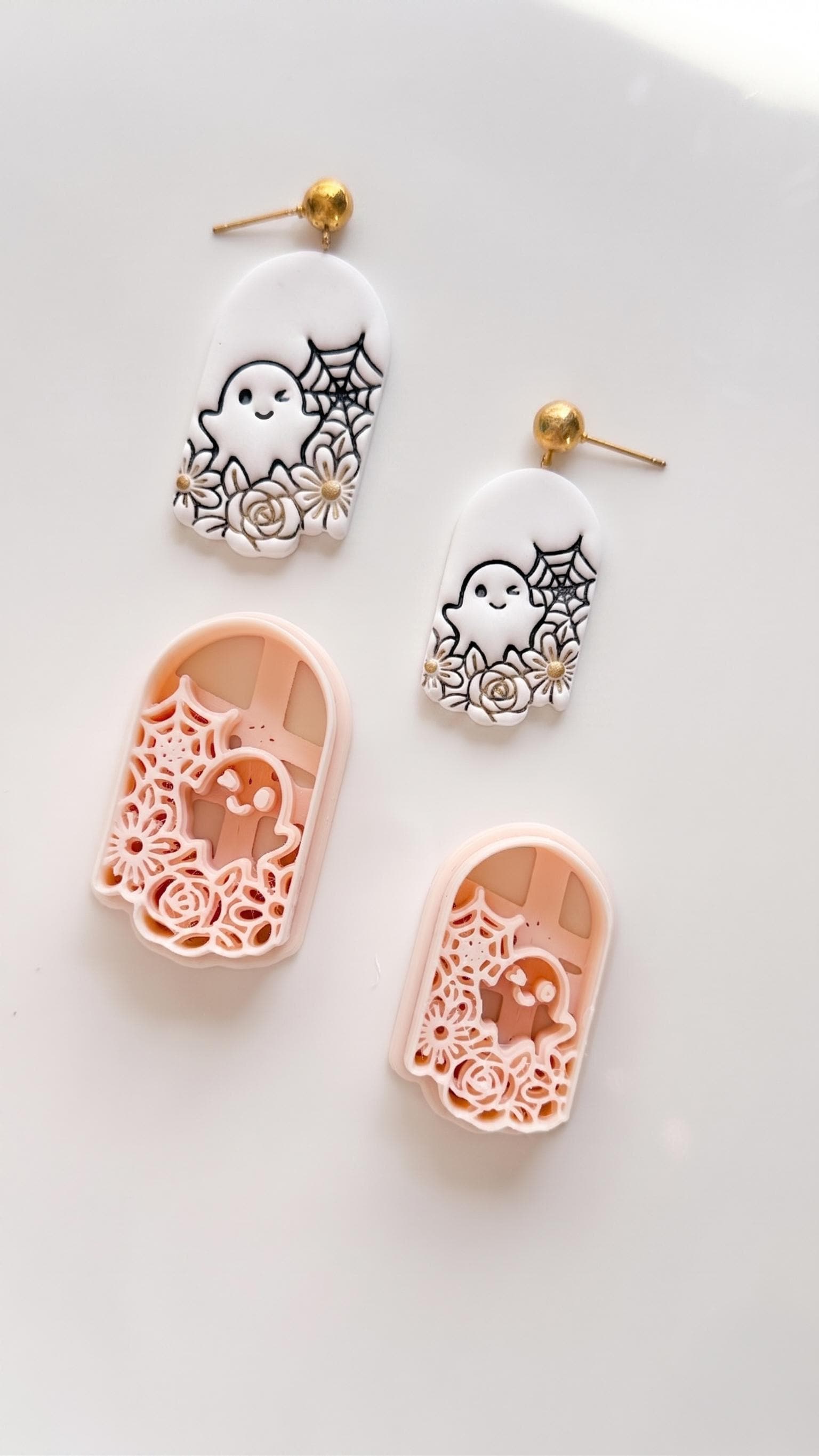 Ghostie Bloom Cutter: Floral Ghost Window Dangle for Polymer Clay