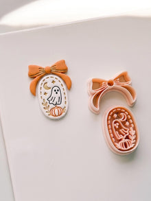 Moonlit Boo Cutter: Bow Framed Ghost Cameo for Polymer Clay