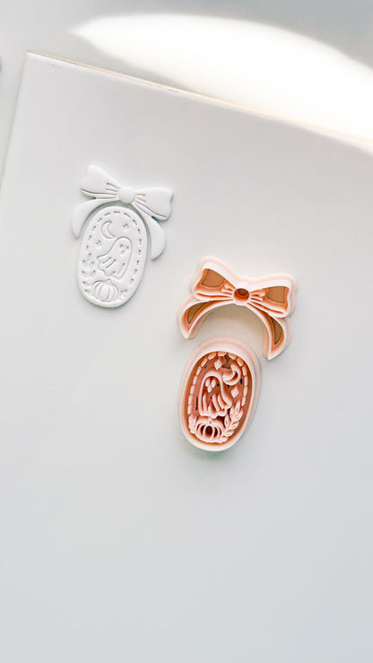 Moonlit Boo Cutter: Bow Framed Ghost Cameo for Polymer Clay
