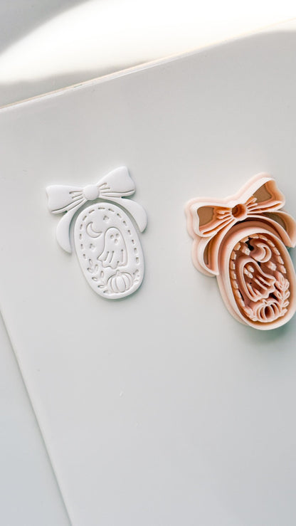 Moonlit Boo Cutter: Bow Framed Ghost Cameo for Polymer Clay
