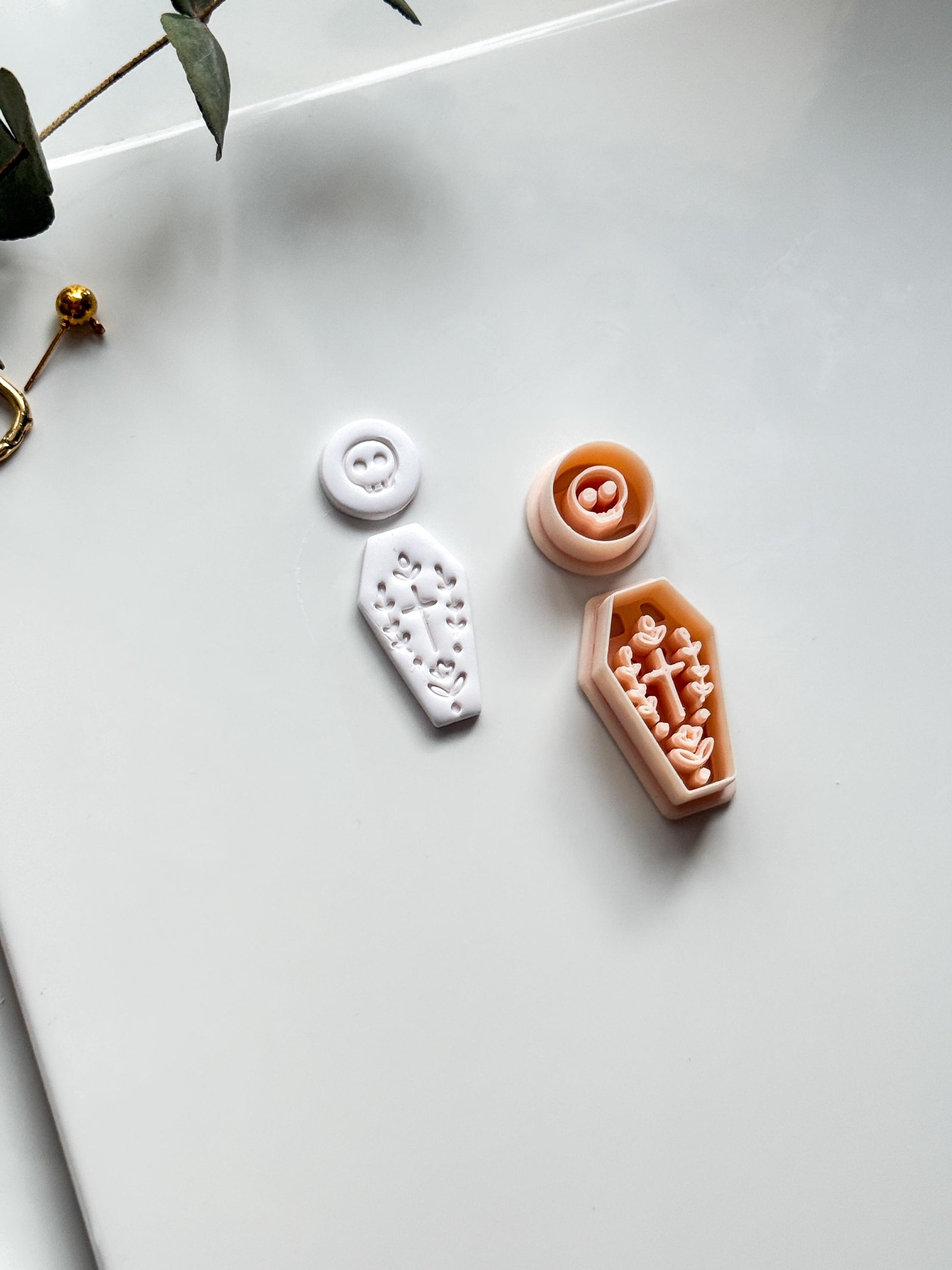 Skull Bloom Coffin Cutter: Floral Cross Coffin Dangle for Polymer Clay
