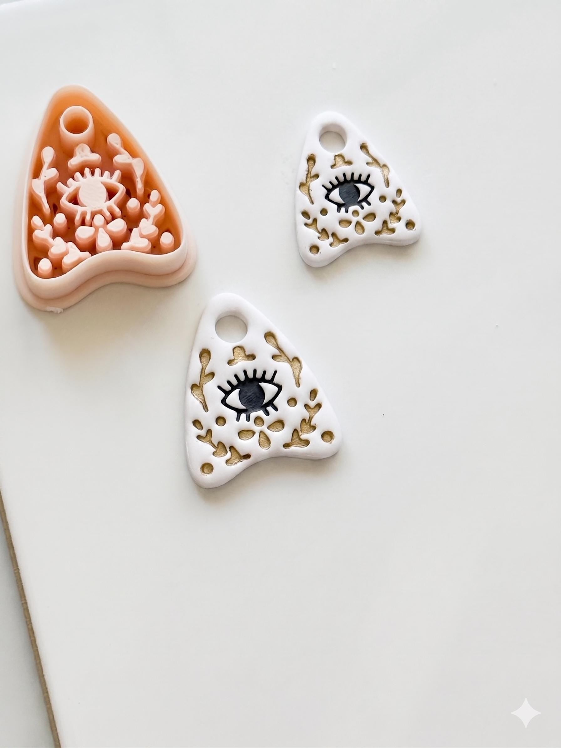 Ouija Eye Planchette Cutter: Mystic Talking Board Shape for Polymer Clay
