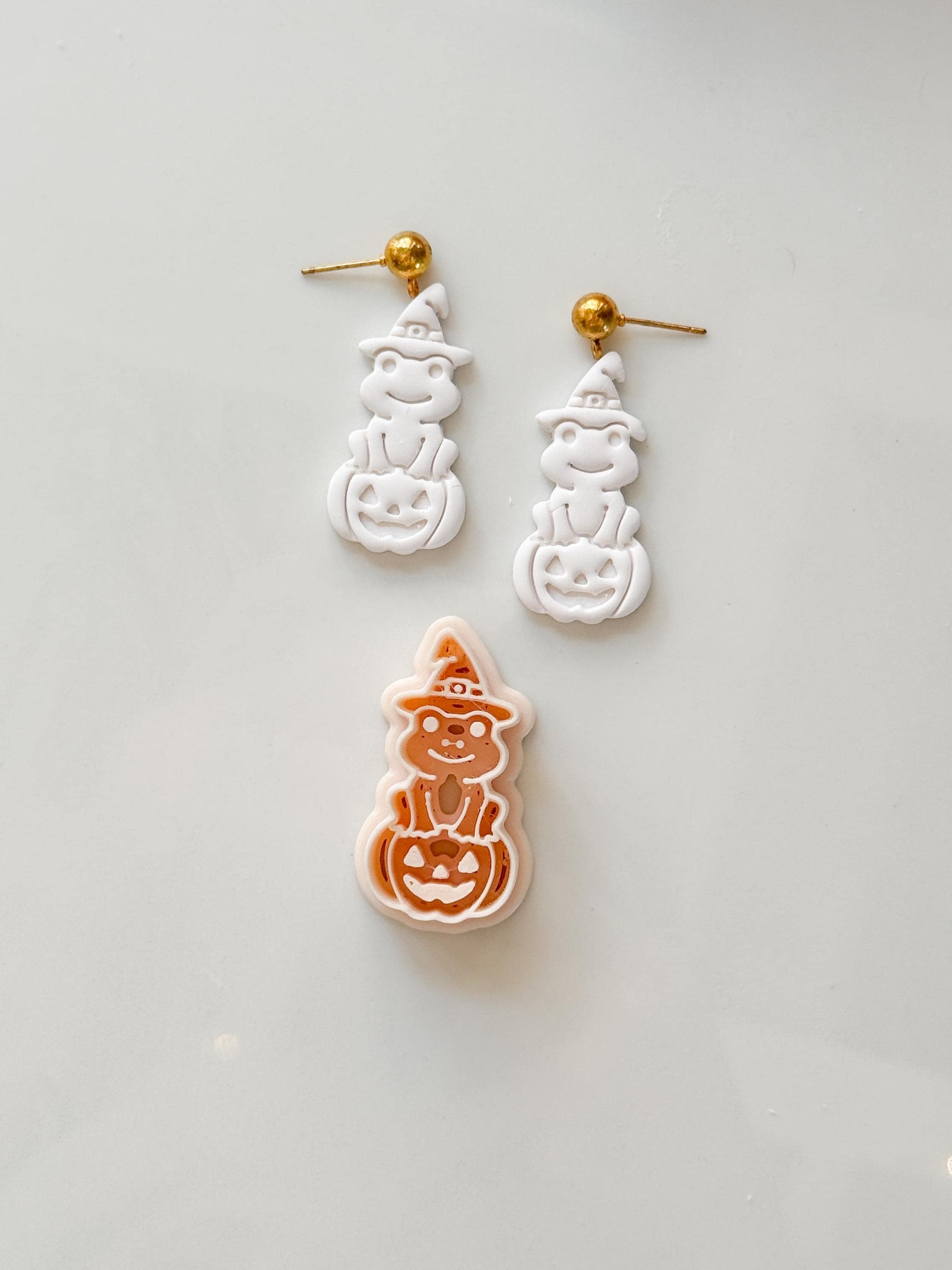 Witch Frog Cutter: Pumpkin Halloween Character for Polymer Clay