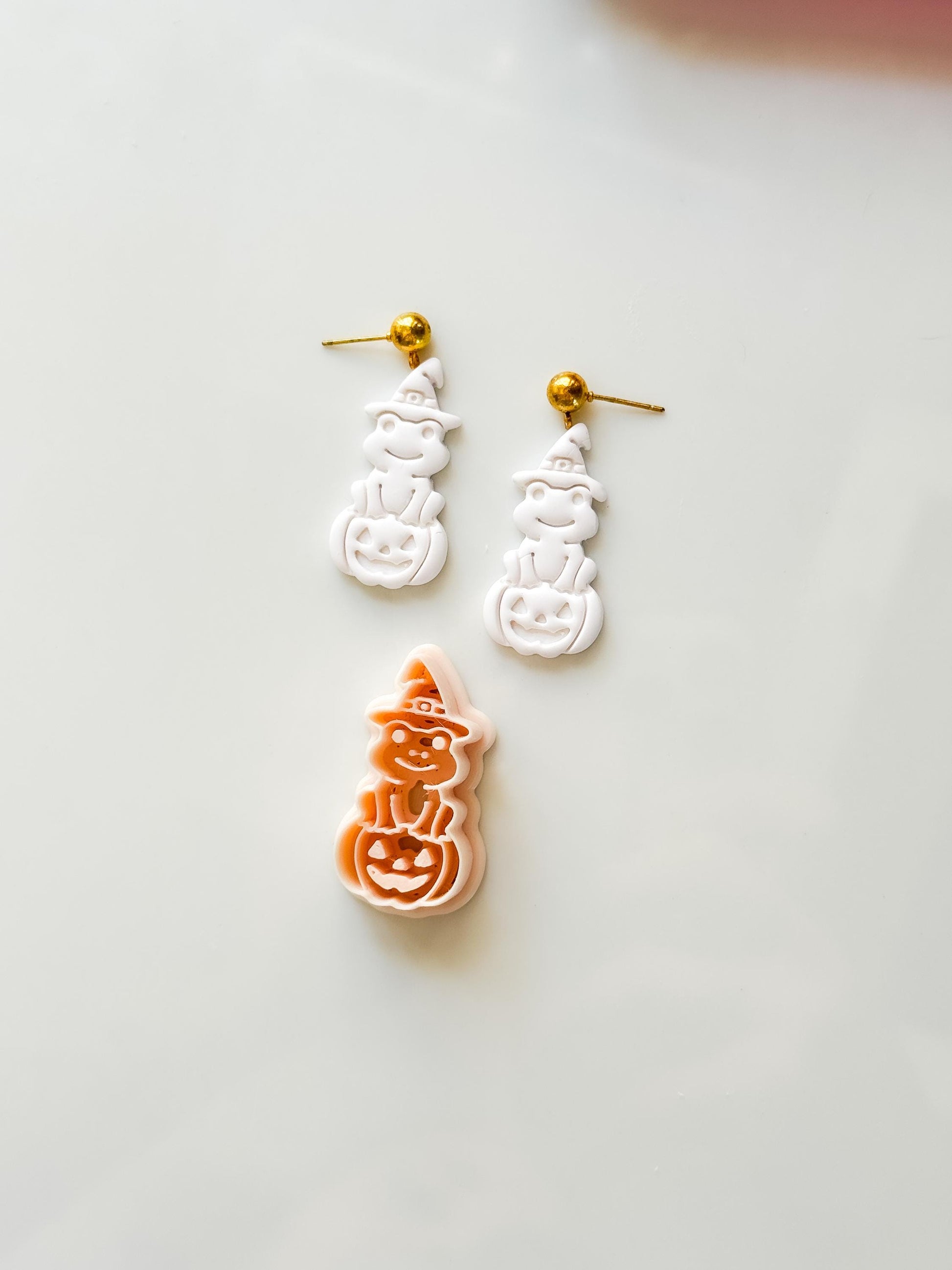 Witch Frog Cutter: Pumpkin Halloween Character for Polymer Clay