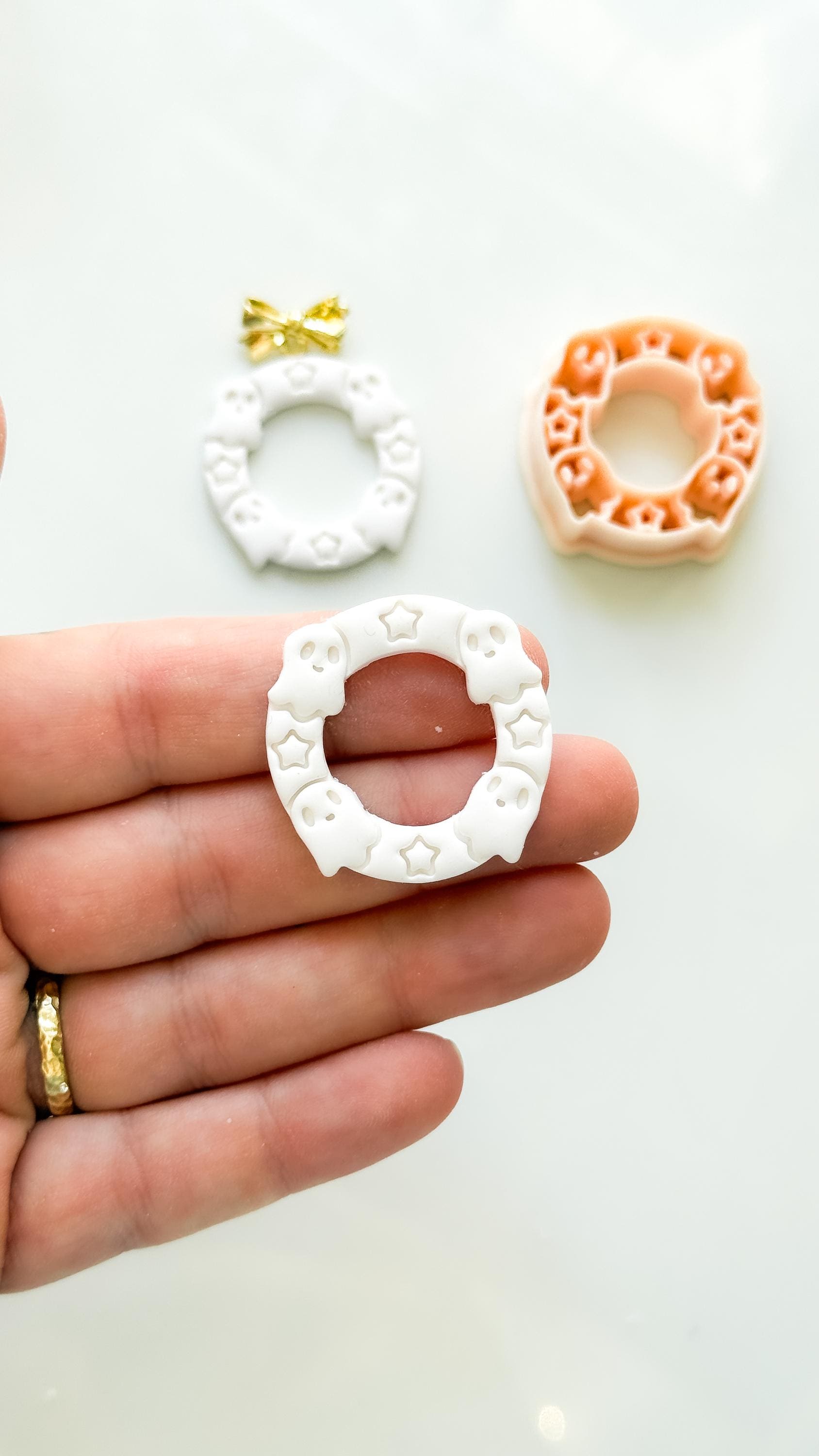 Cute Boo Wreath Cutter: Ghost Star Halloween Circle for Polymer Clay