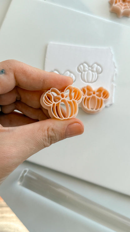 Mouse Pumpkin Cutter: Bow Pumpkin Shape for Polymer Clay