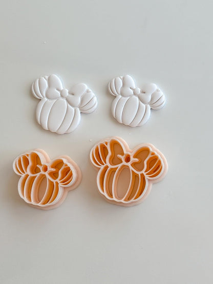 Mouse Pumpkin Cutter: Bow Pumpkin Shape for Polymer Clay