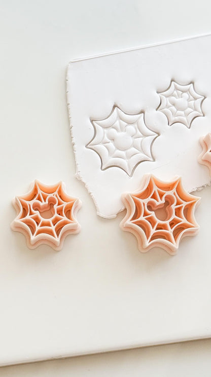 Mouse Web Cutter: Spider Web Halloween Shape for Polymer Clay