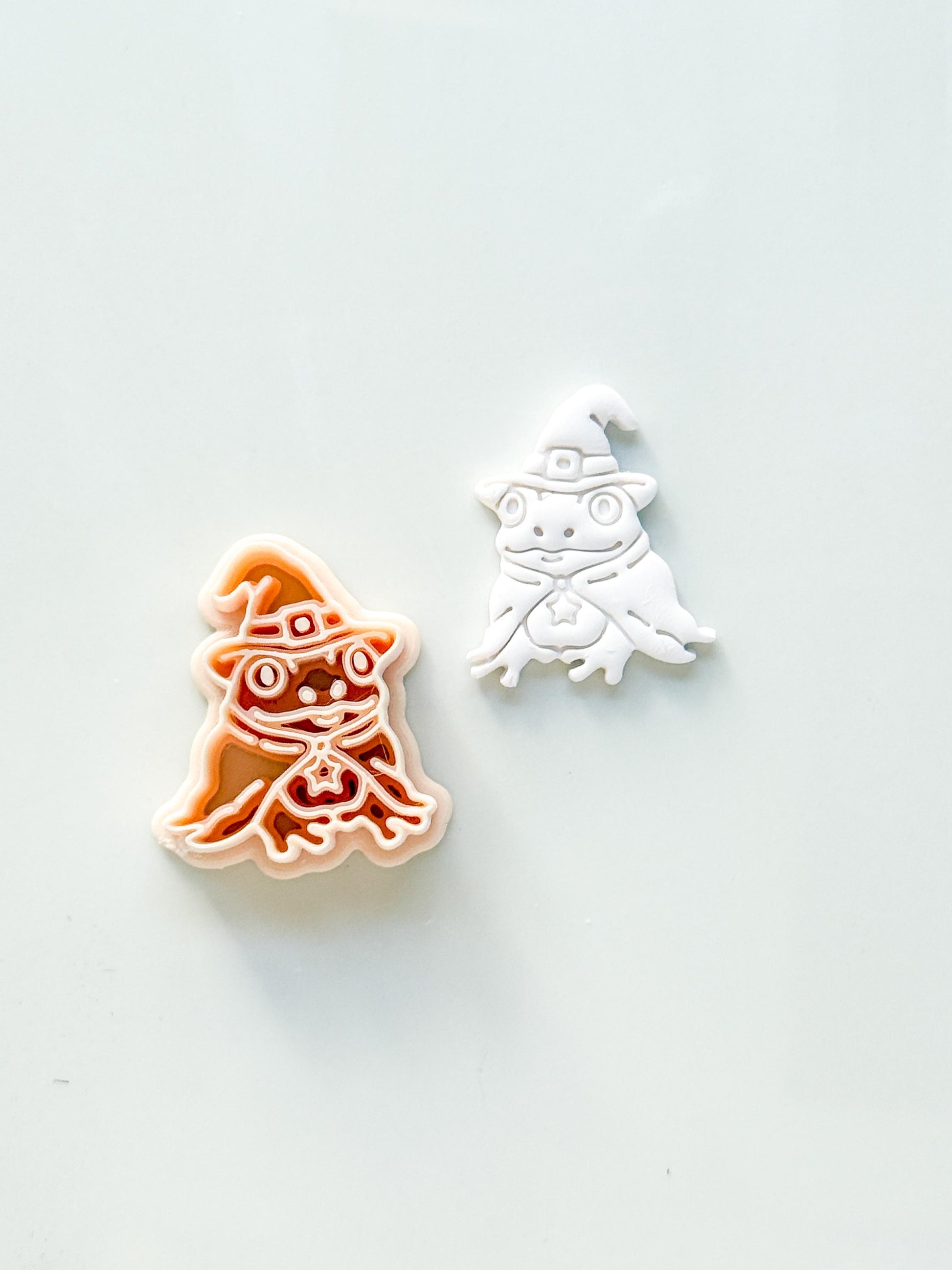 Witch Frog Cutter: Halloween Amphibian Character for Polymer Clay