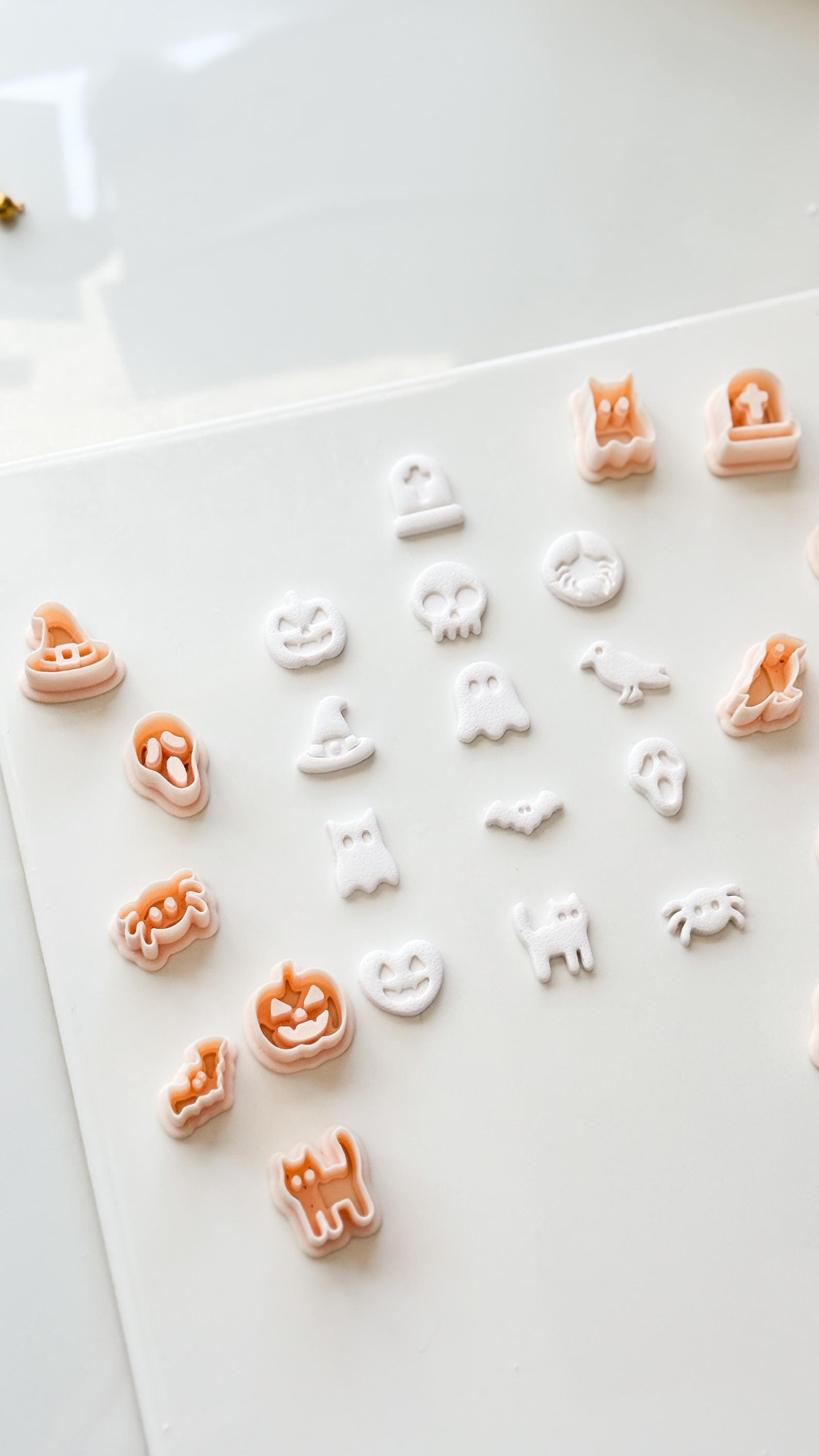 Halloween Stud Set Cutter: Spooky Mini Earring Shapes for Polymer Clay