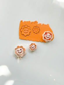 Jack-o-Daisy Cutter: Halloween Flower Shapes for Polymer Clay