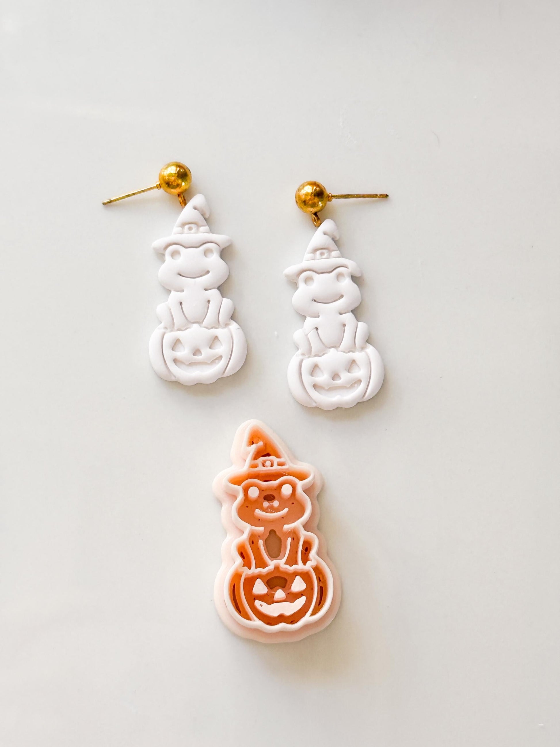 Witch Frog Cutter: Pumpkin Halloween Character for Polymer Clay
