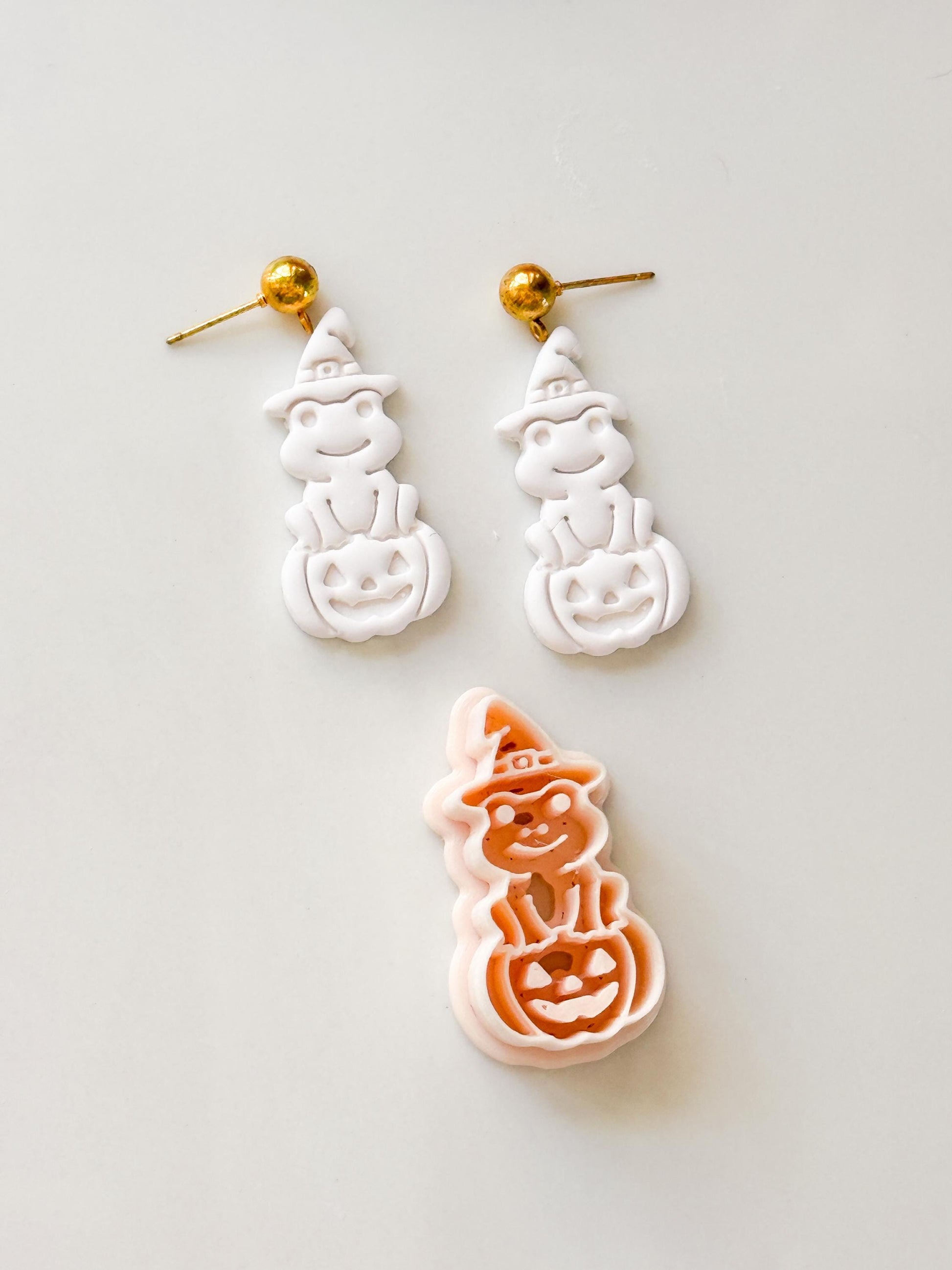 Witch Frog Cutter: Pumpkin Halloween Character for Polymer Clay