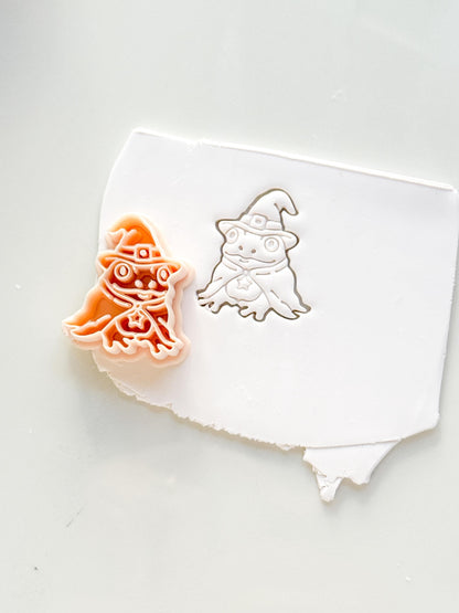 Witch Frog Cutter: Halloween Amphibian Character for Polymer Clay