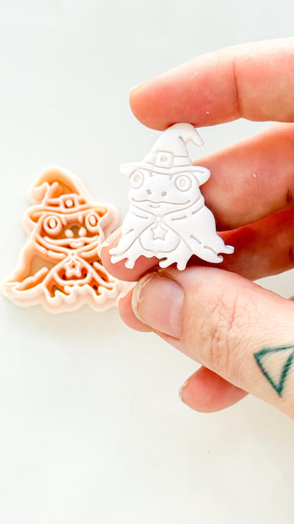 Witch Frog Cutter: Halloween Amphibian Character for Polymer Clay
