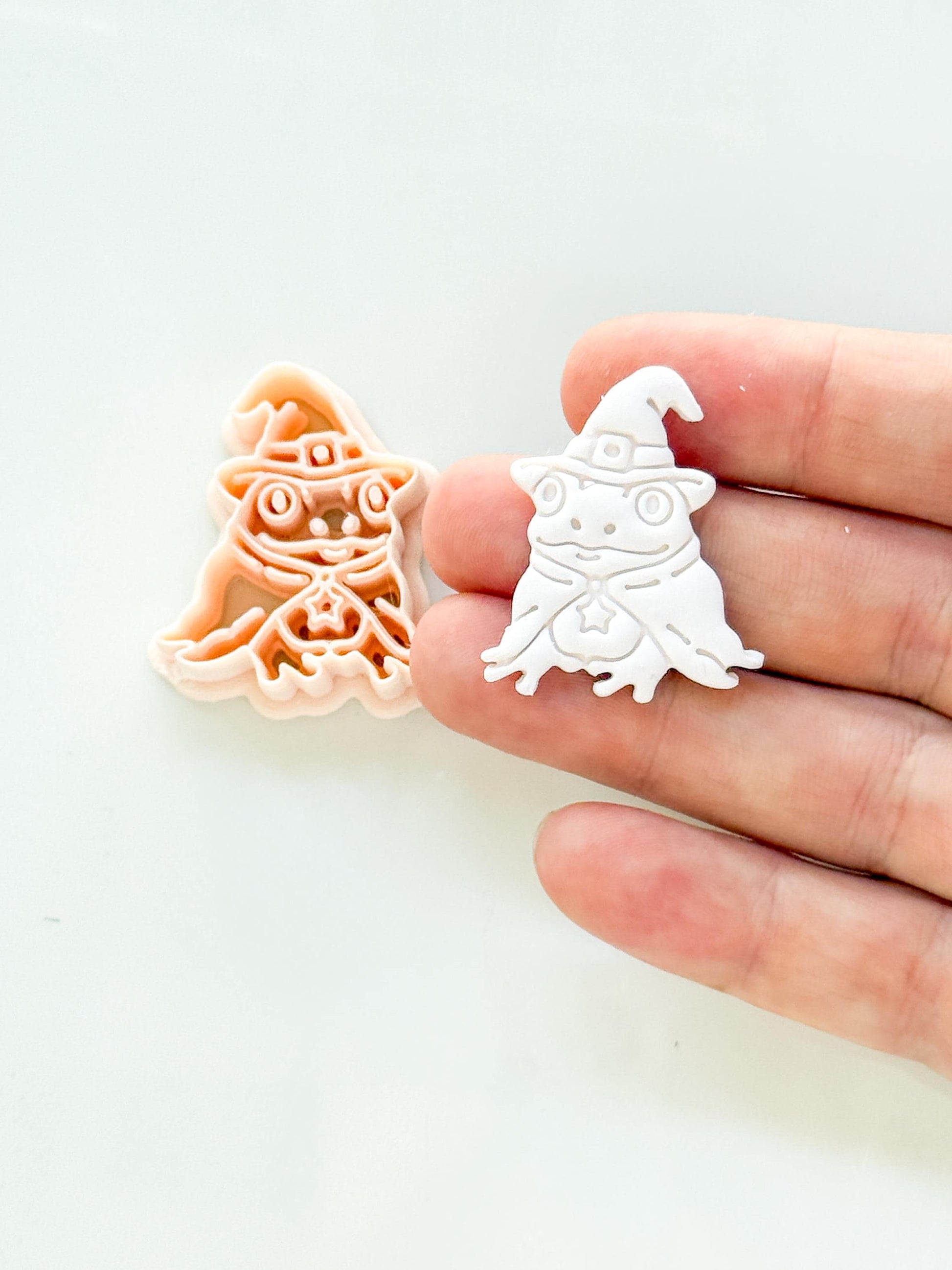 Witch Frog Cutter: Halloween Amphibian Character for Polymer Clay