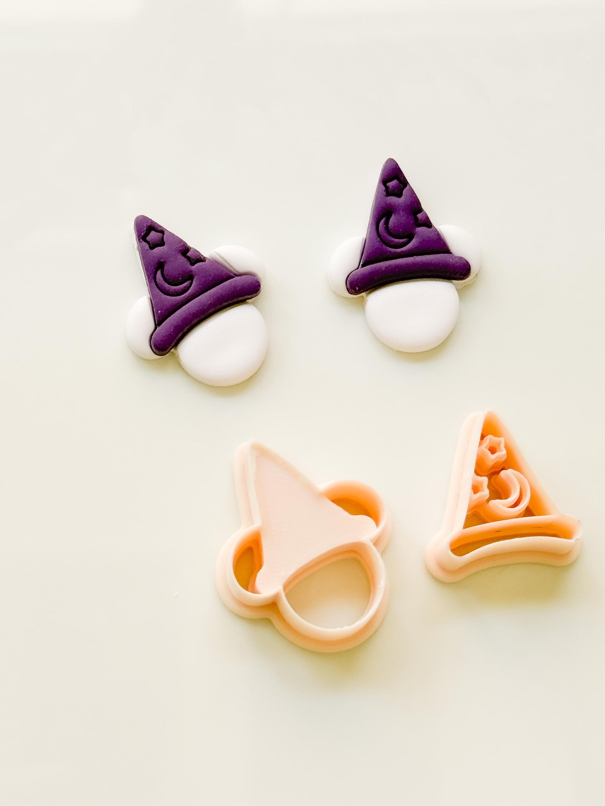 Wizard Mouse Cutter: Sorcerer Hat Character for Polymer Clay