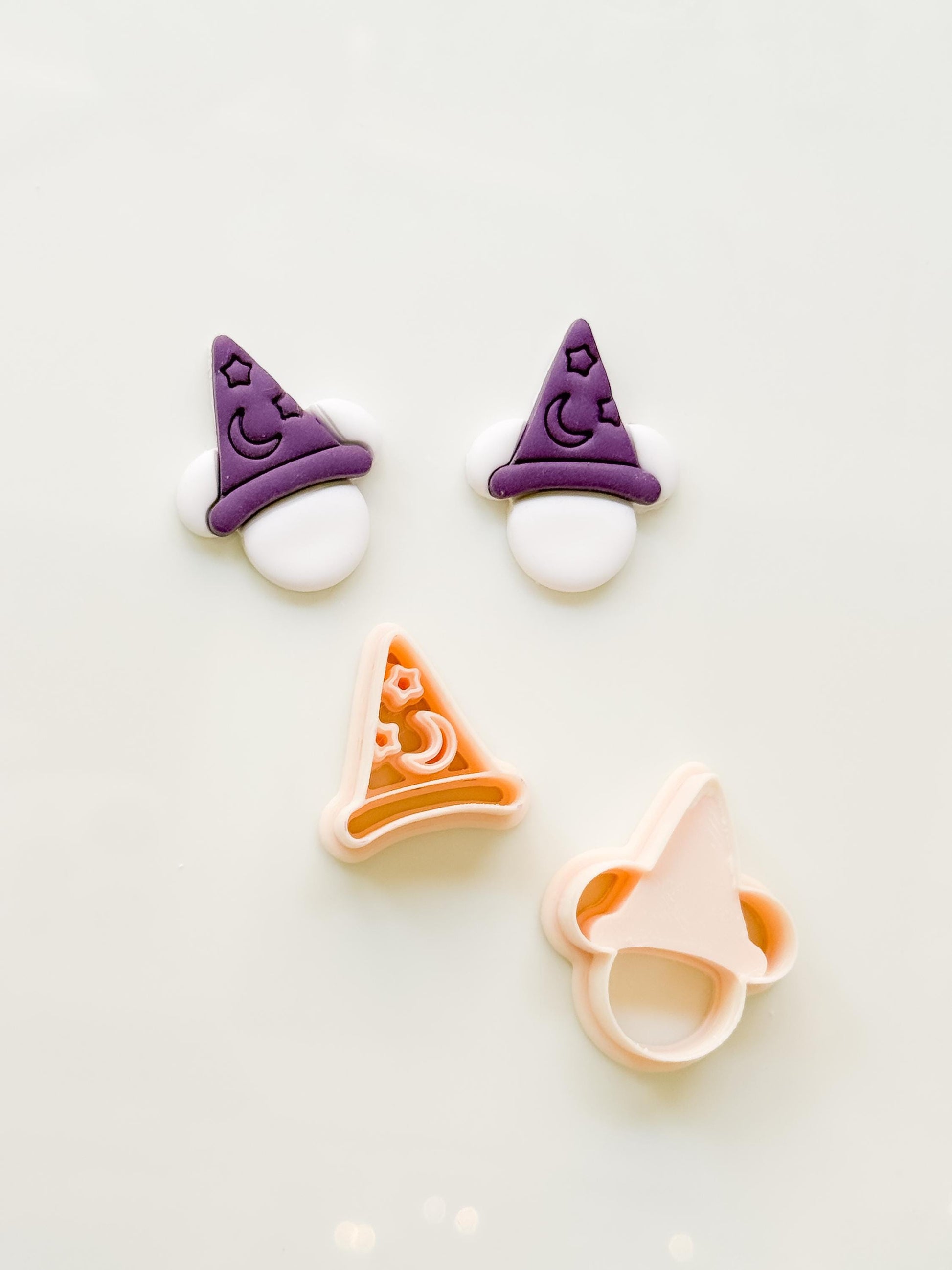 Wizard Mouse Cutter: Sorcerer Hat Character for Polymer Clay