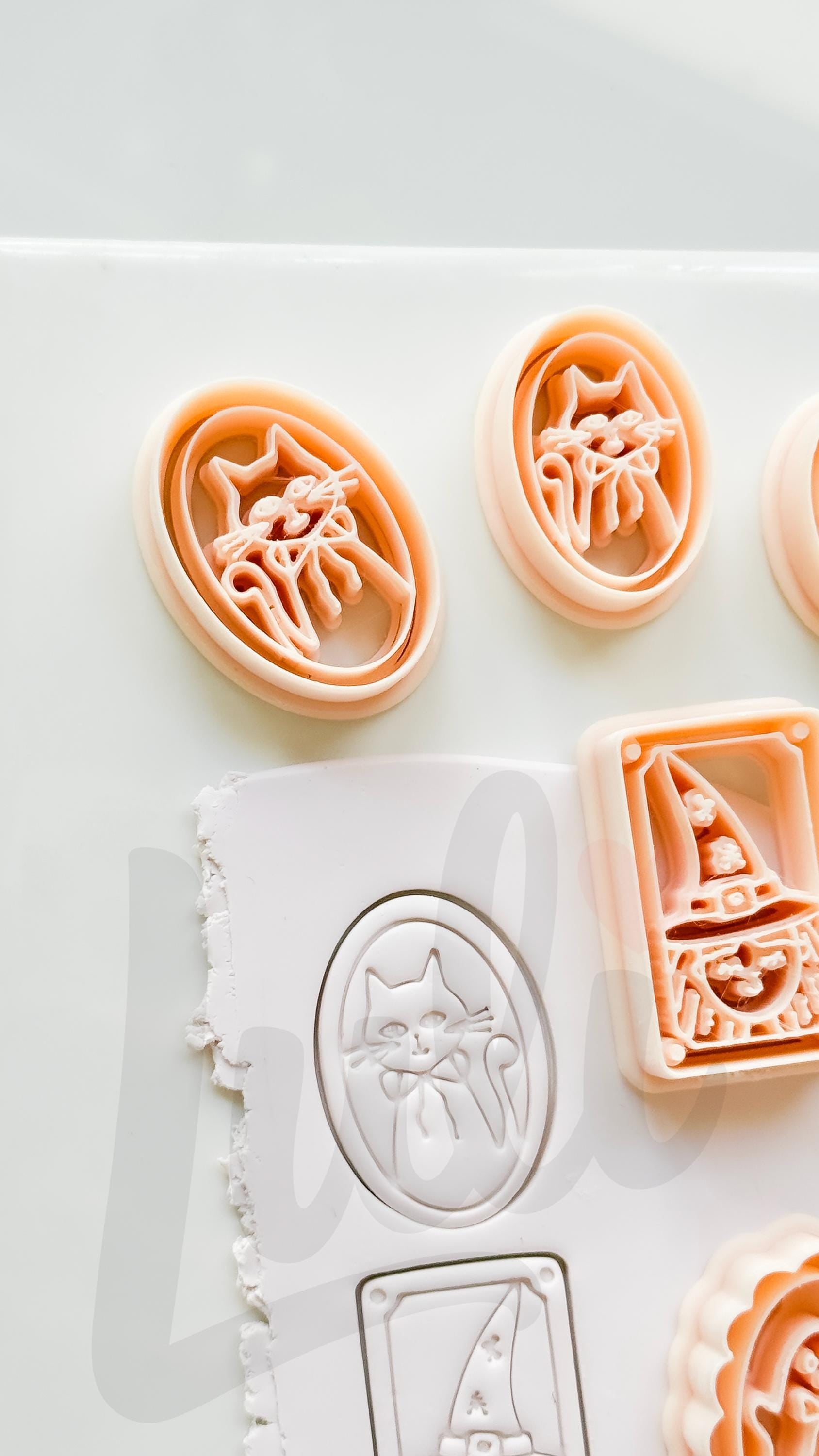 Halloween Portraits Cutters: Vintage Spooky Cameo Frames for Polymer Clay