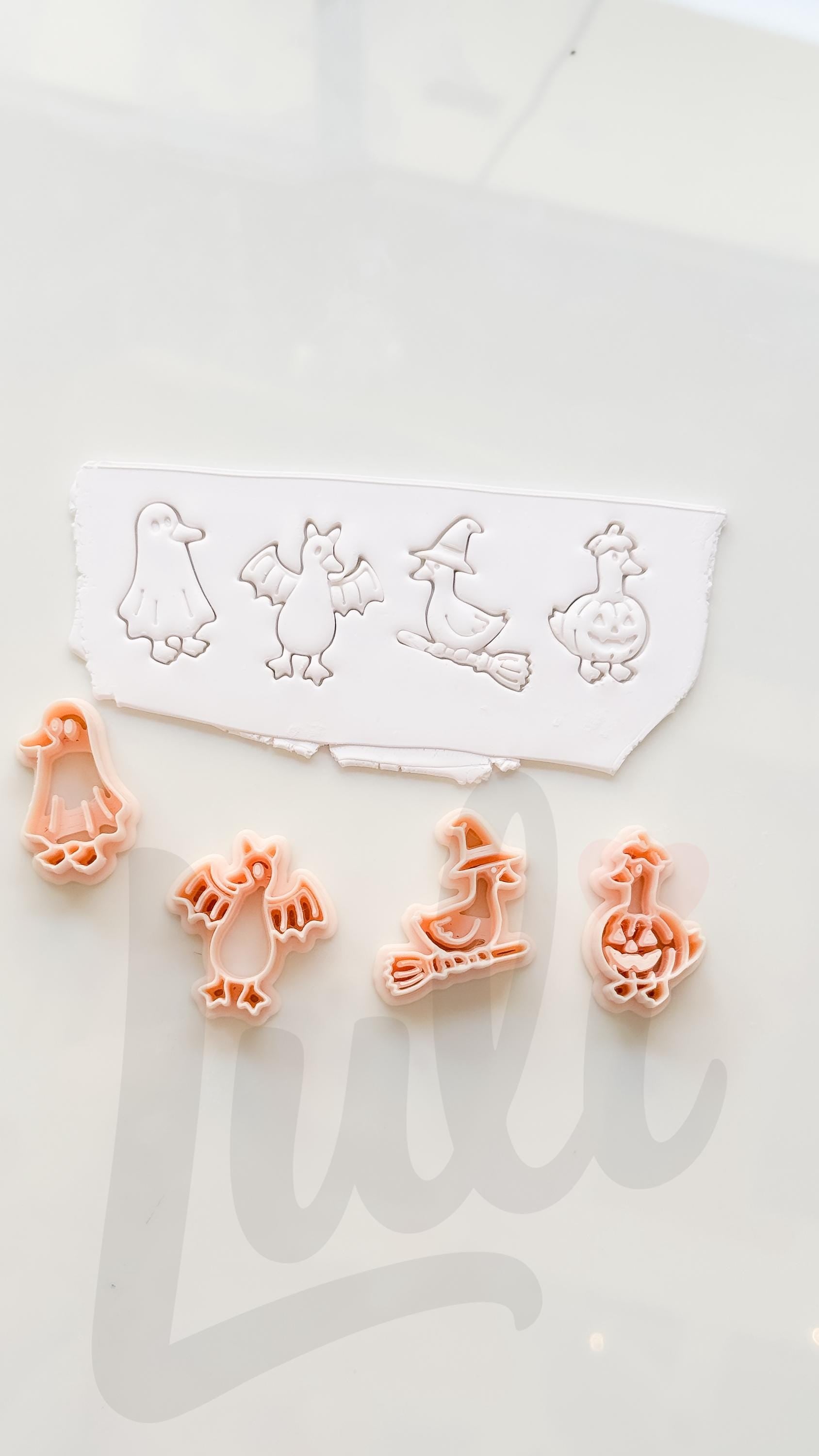 Spooky Halloween Ducks Cutter Set: Ghost Bat Witch Pumpkin for Polymer Clay