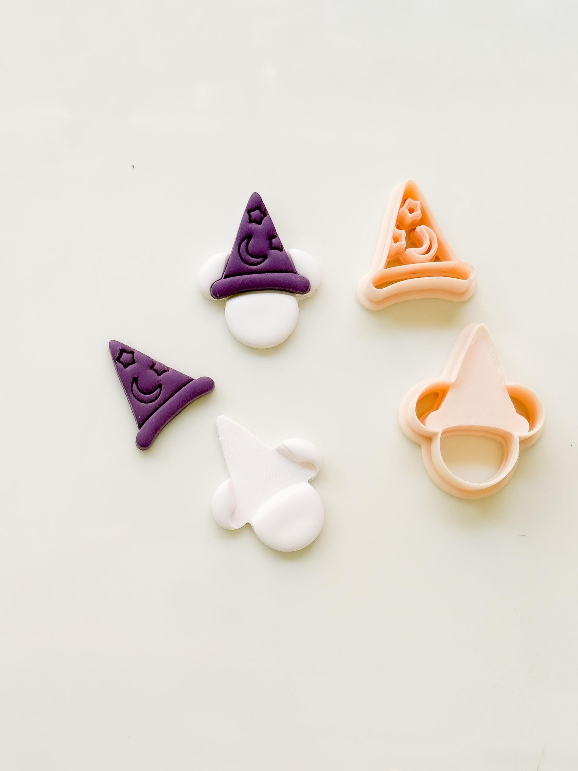 Wizard Mouse Cutter: Sorcerer Hat Character for Polymer Clay