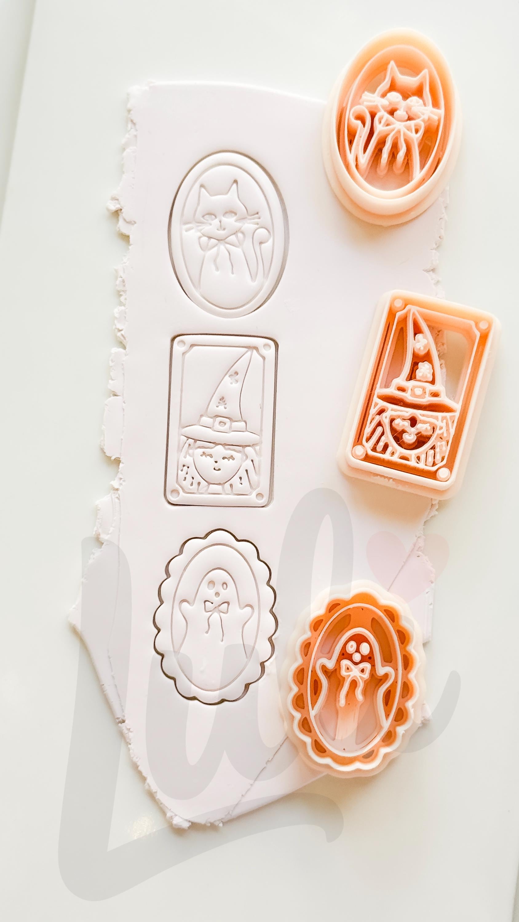 Halloween Portraits Cutters: Vintage Spooky Cameo Frames for Polymer Clay