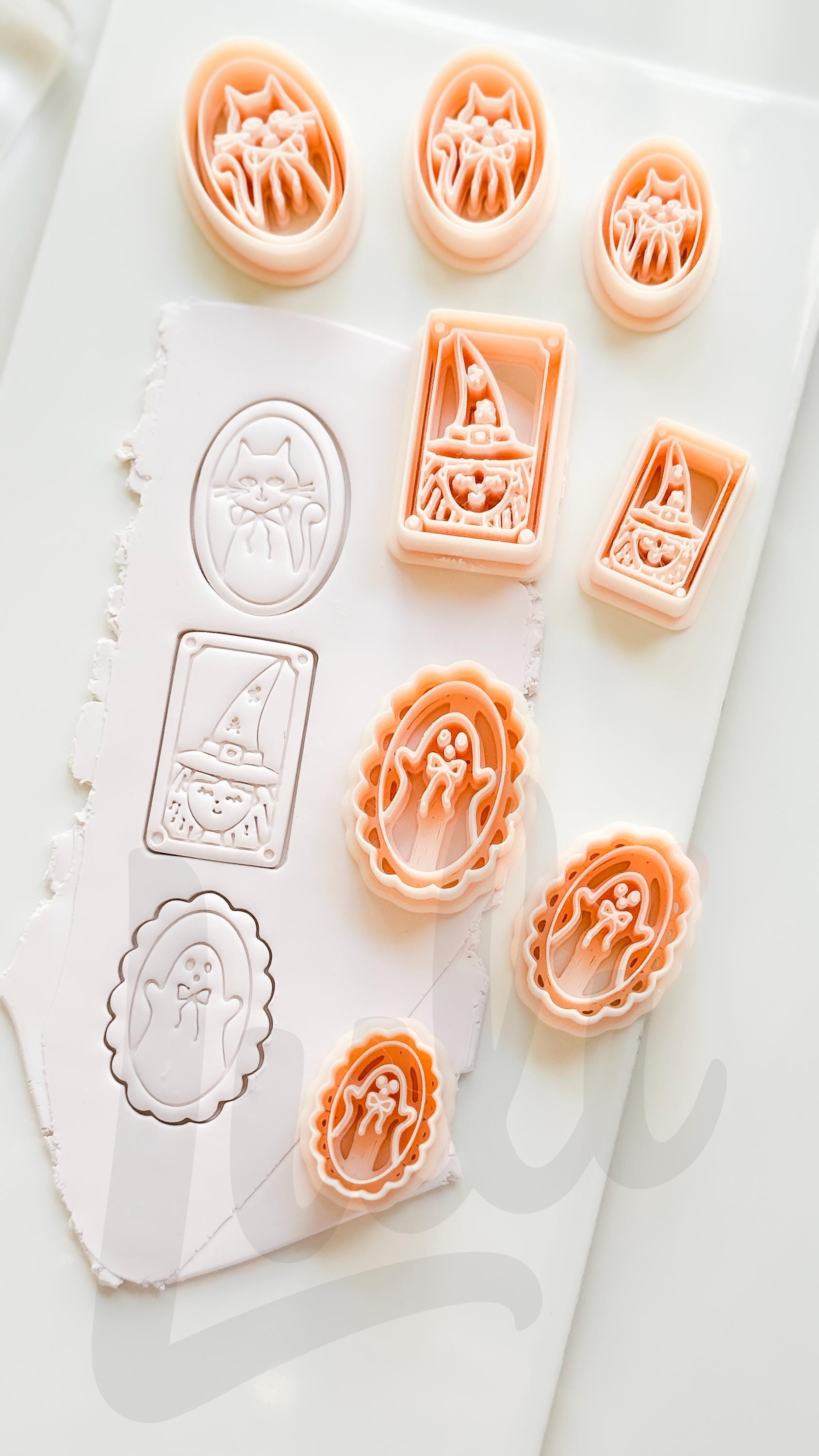 Halloween Portraits Cutters: Vintage Spooky Cameo Frames for Polymer Clay